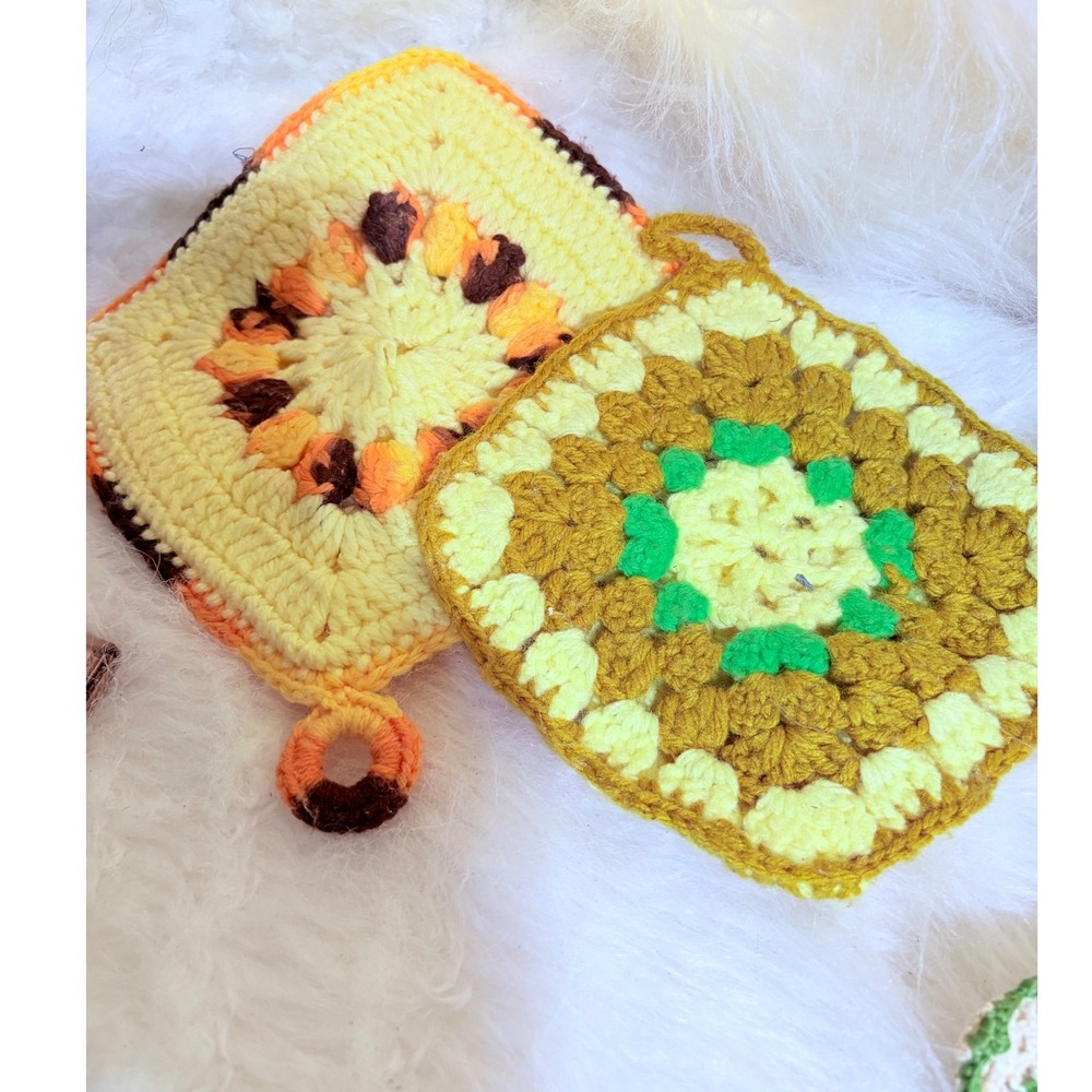 Handmade Potholders Unisex OS Granny Square Yellow Retro Crochet Trivets 2pc Set